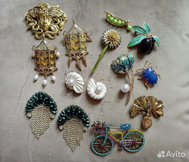 Винтажные броши