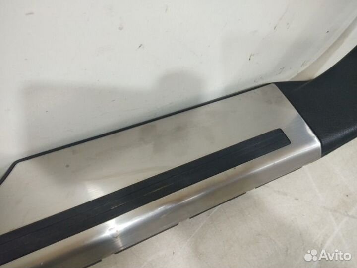 Накладка порога внутренняя передняя правая Lexus