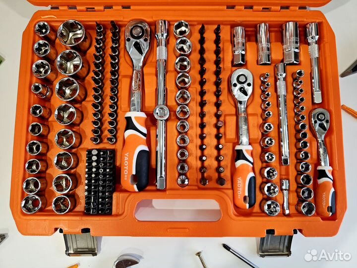 Набор инструментов для автомобиля yaoto на 219 пр