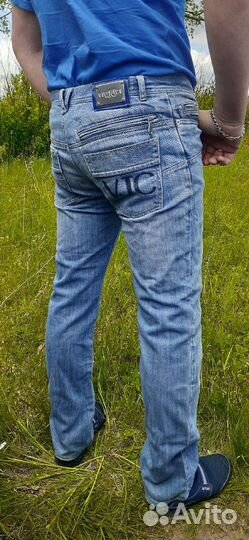 Джинсы мужские