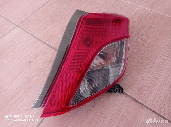 Задний стоп сигнал таёта yaris