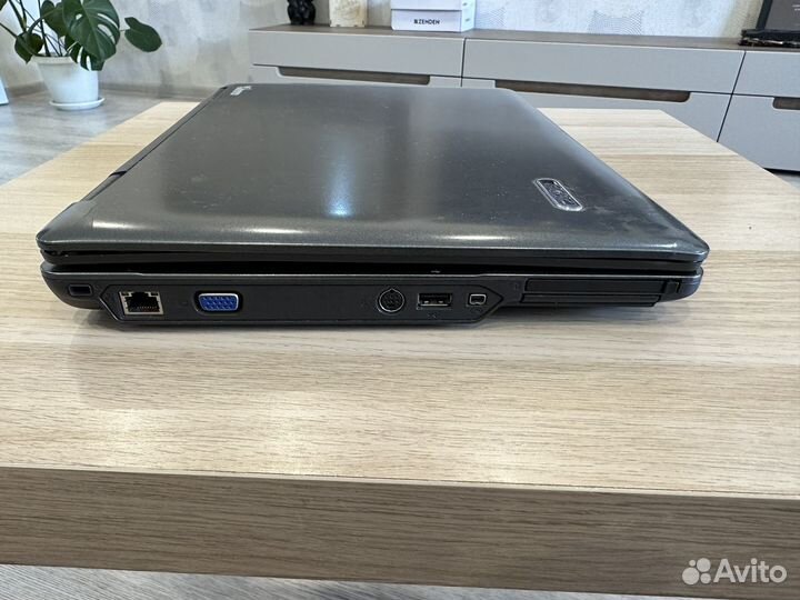 Ноутбук asus extensa 5220