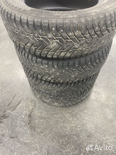 Nokian Tyres Hakkapeliitta 8 SUV 225/65 R17 106T