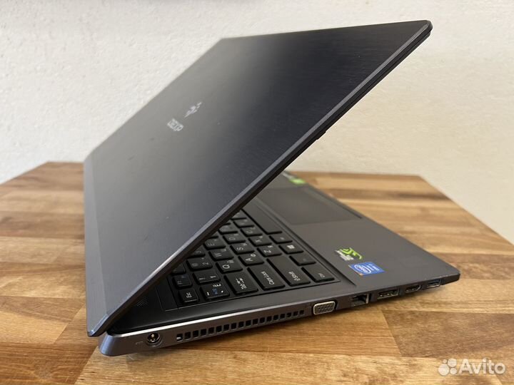 8 ядер i7-4710MQ 16Gb GTX950 SSD256+1000Gb Full HD