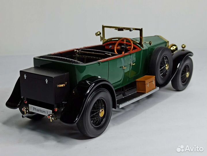 Rolls-Royce Phantom Green Kyosho 1:18