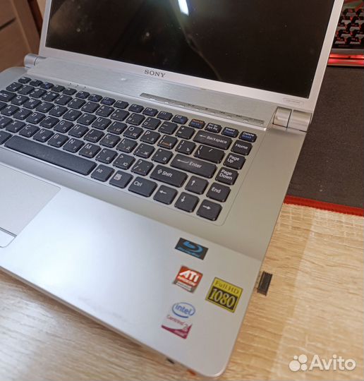 Ноутбук Sony Vaio 16.4 FHD