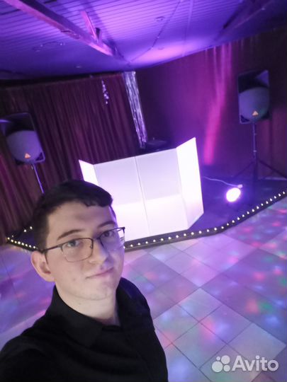 Диджей с оборудованием на ваше мероприятие