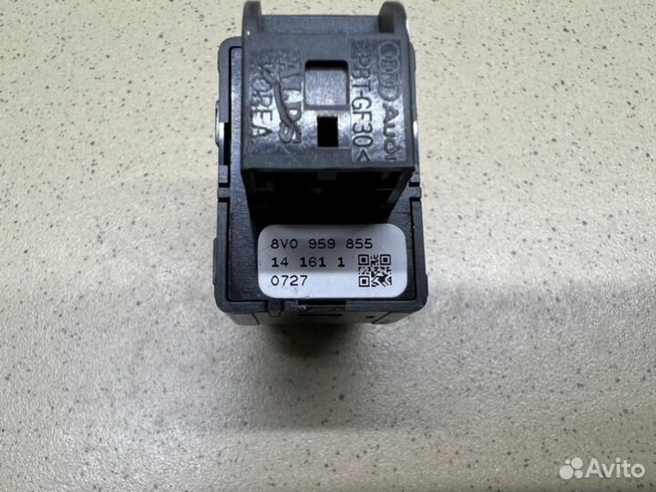 Кнопка стеклоподъемника Audi A3 8V czca 2014