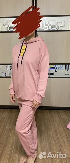 Костюм спортивный женский 42 размер