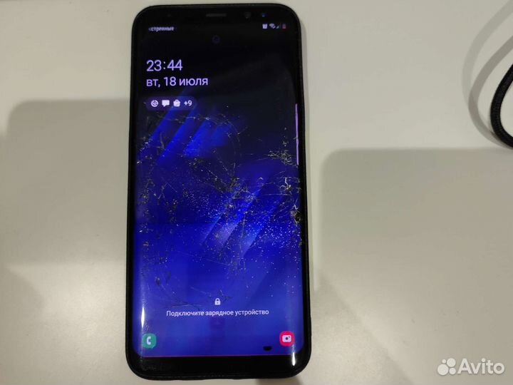 Телефон Galaxy s8+