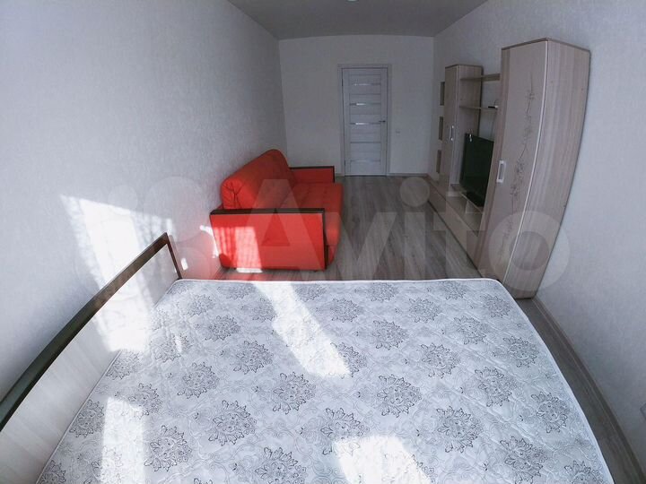 1-к. квартира, 42 м², 4/10 эт.