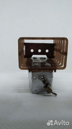 Фидерная кормушка кормушка 