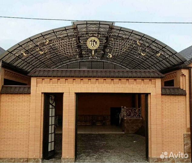 Кованые навесы и козырьки