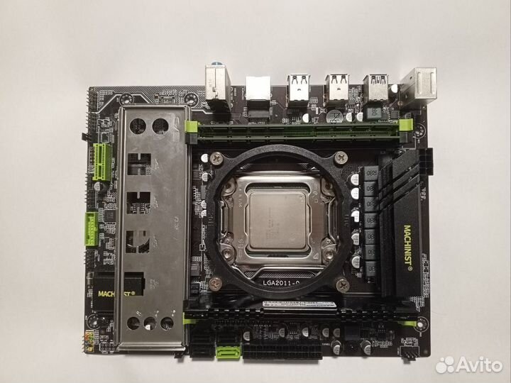 Machinist x79 Xeon e5 2690 32gb