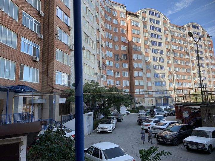 2-к. квартира, 62 м², 8/12 эт.