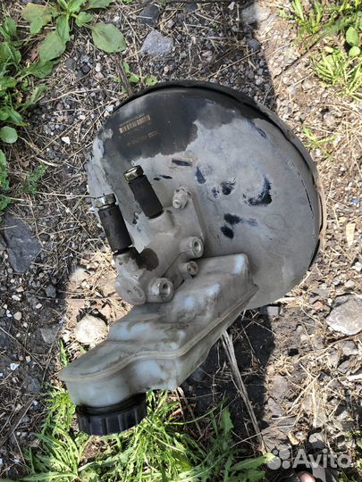 Вакуумный усилитель тормозов Ford Focus 2