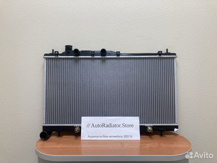 Радиатор охлаждения Субару Легаси EZ30 03-09