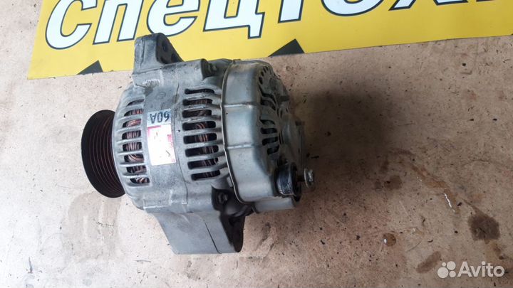 Генератор Komatsu PC220-7