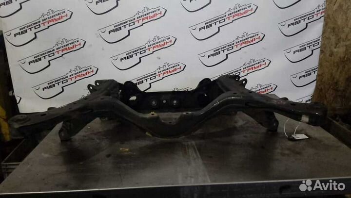 Балка подвески задняя nissan skyline ECR33 ER33 ER