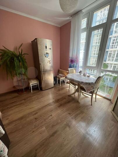 2-к. квартира, 55 м², 3/10 эт.