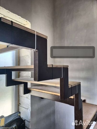 Каркас лестницы на 2 этаж