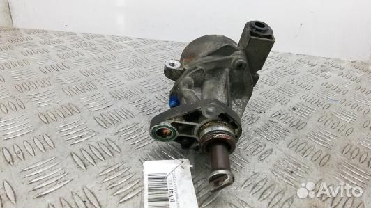 Насос вакуумный saab 9-5 YS3E (10V44TW01)