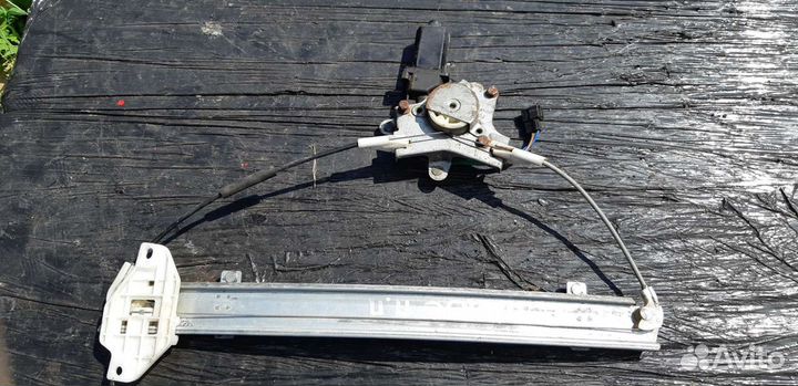 Стеклоподъемник передний правый Chevrolet Lanos