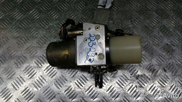 Насос гидравлический Mercedes-Benz Slk-Class