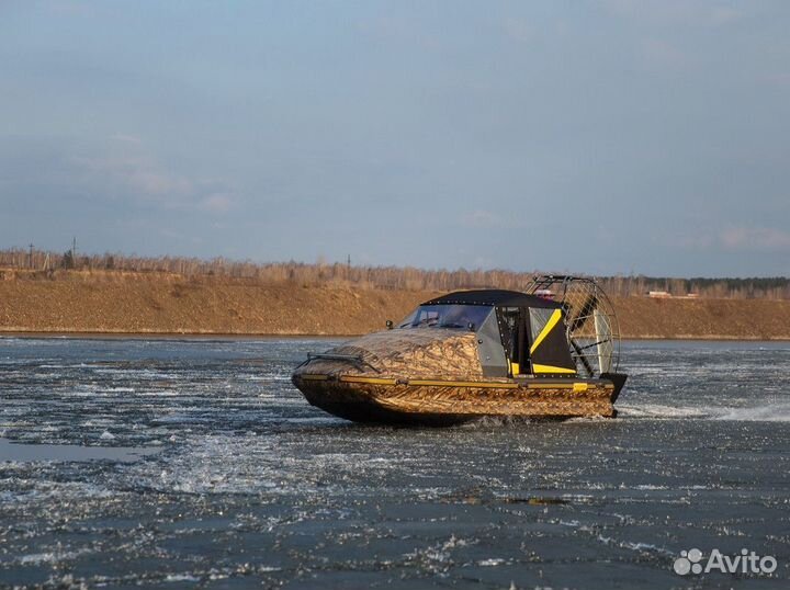 Аэролодка Alligator Raptor 590 с поддувом днища