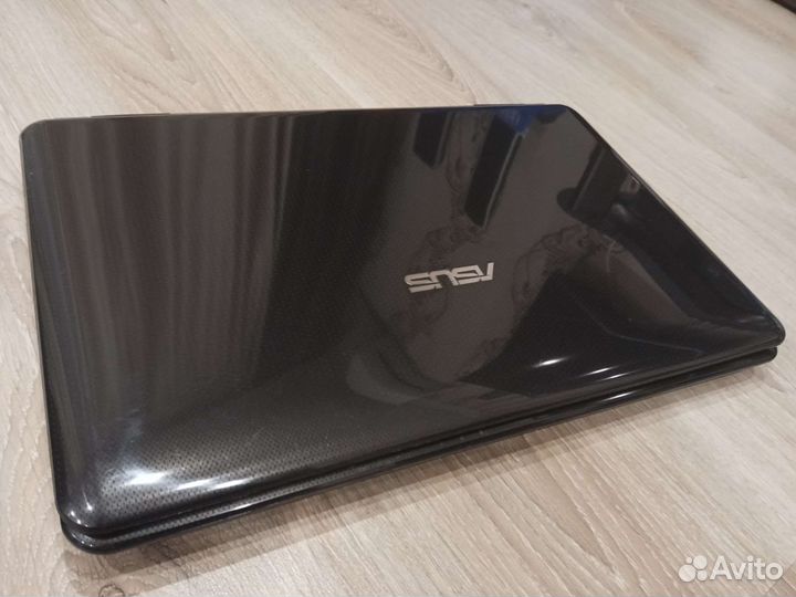 Ноутбук asus