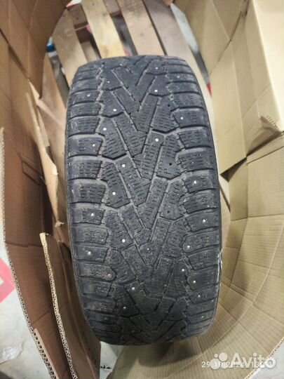 Pirelli Ice Zero 225/45 R18 и 245/45 R18