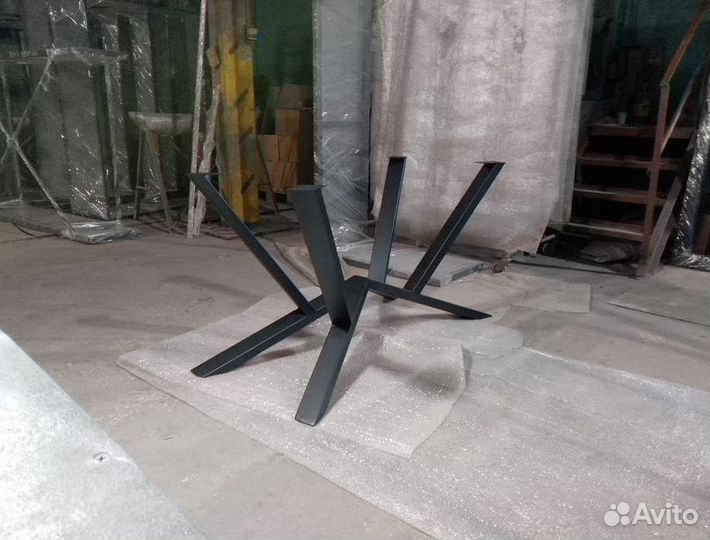 Металлическая ножка для стола