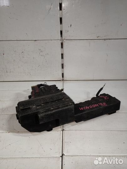 Блок предохранителей toyota windom MCV21 2mzfe