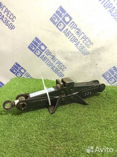 Домкрат Mazda 3 Bk хэтчбек 1.6 Z6 2007