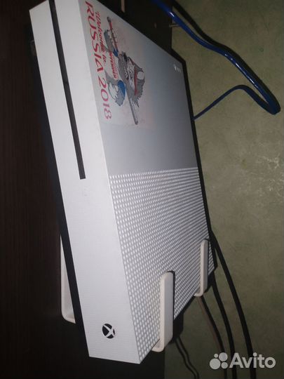 Игровая приставка Xbox One S