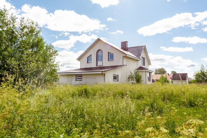 Коттедж 190 м² на участке 15 сот.