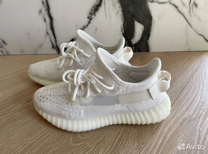 Оригинальные Adidas Yeezy Boost 350v2 Bone