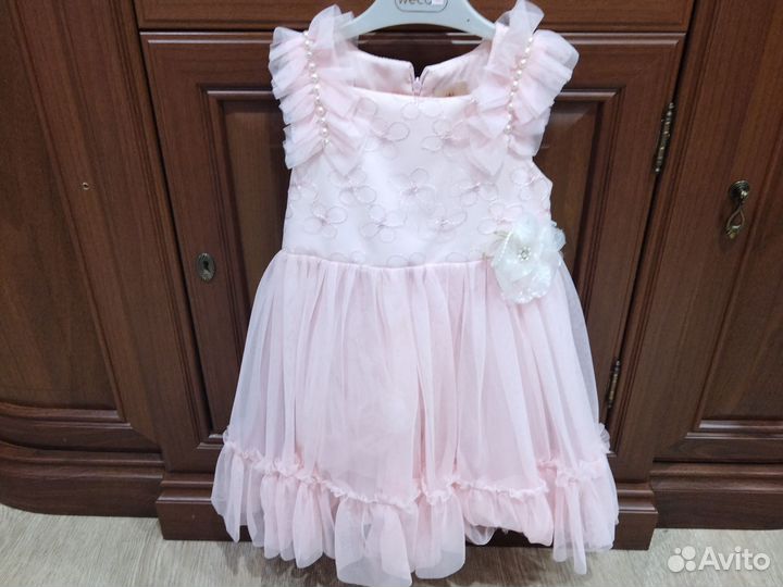 Платье нарядно для девочки 104