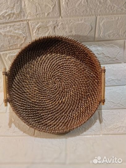 Поднос плетёный из бумажной лозы