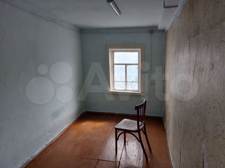 Дом 32 м² на участке 6 сот.