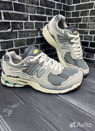Кроссовки New Balance 2002R