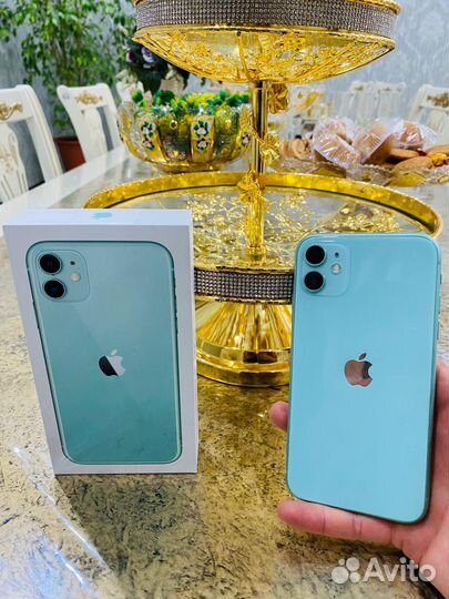 iPhone 11, 64 ГБ