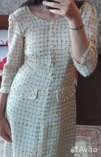 Платье из твида