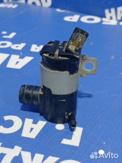 Моторчик омывателя заднего стекла Mitsubishi