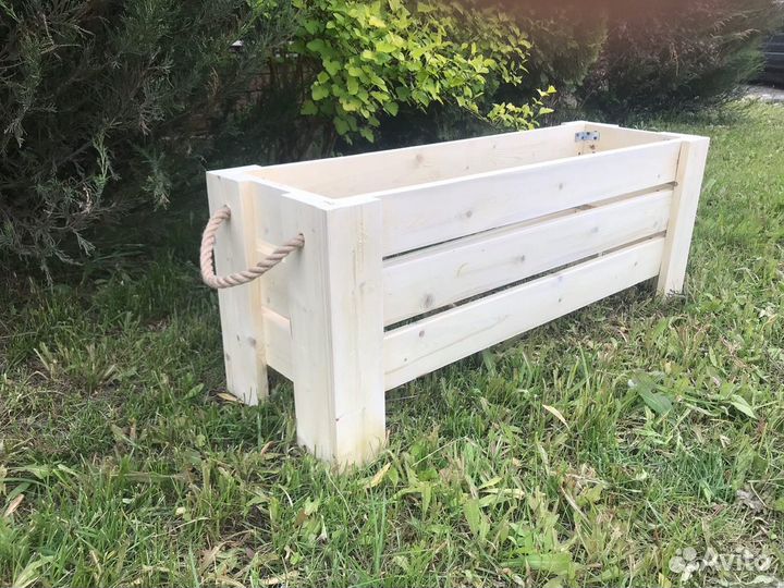 Кашпо для цветов из дерева