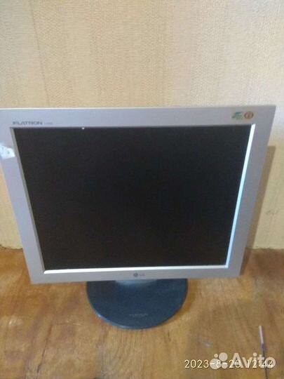 Монитор LG