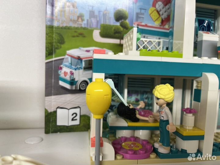 Lego friends больница