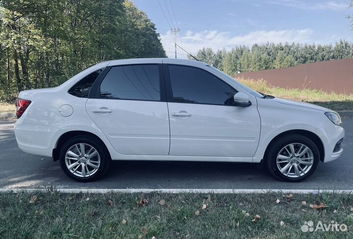 LADA Granta 1.6 МТ, 2023, 10 000 км