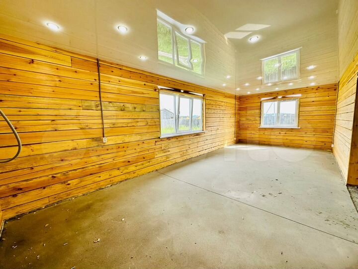 Дом 160 м² на участке 10 сот.