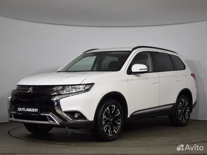 Mitsubishi Outlander 2.4 CVT, 2022